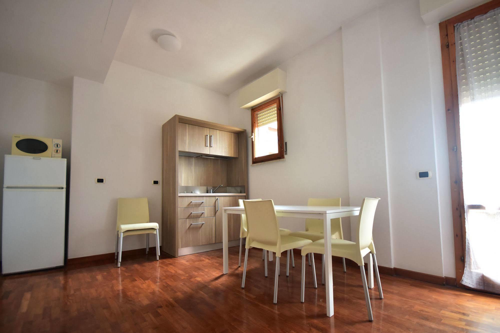 Residence Avana 세니갈리아 외부 사진